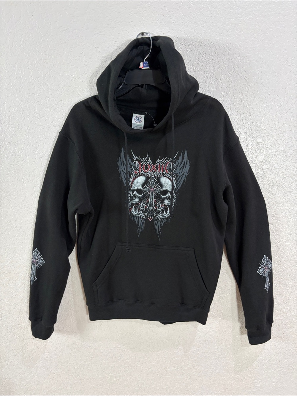 Delta Fleece,Size M,Black Graphic Skull Hoodie with Winged Cross Design